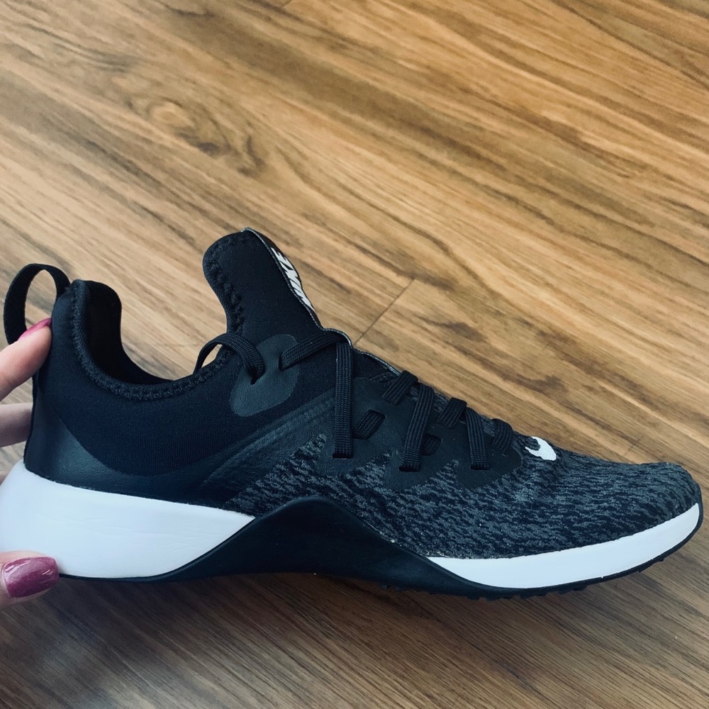 Womens Nike Elite TR